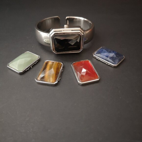 Kessaris Quartaz Watch with Interchangeable Multicolor Face Covers - Picture 1 of 4